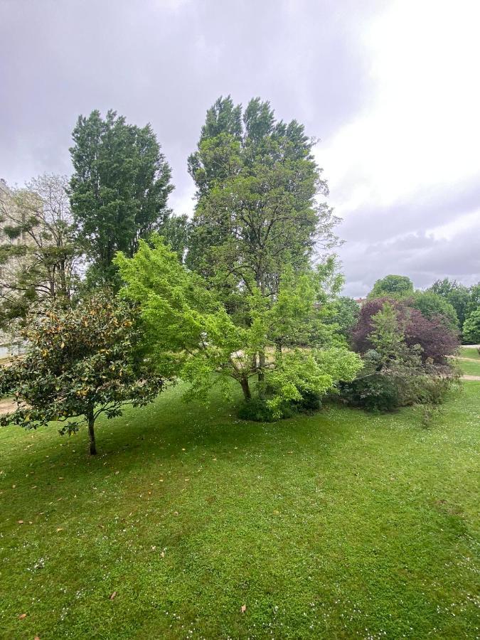 Superbe Appartement Au Calme Avec Parking Gratuit. Mérignac Dış mekan fotoğraf